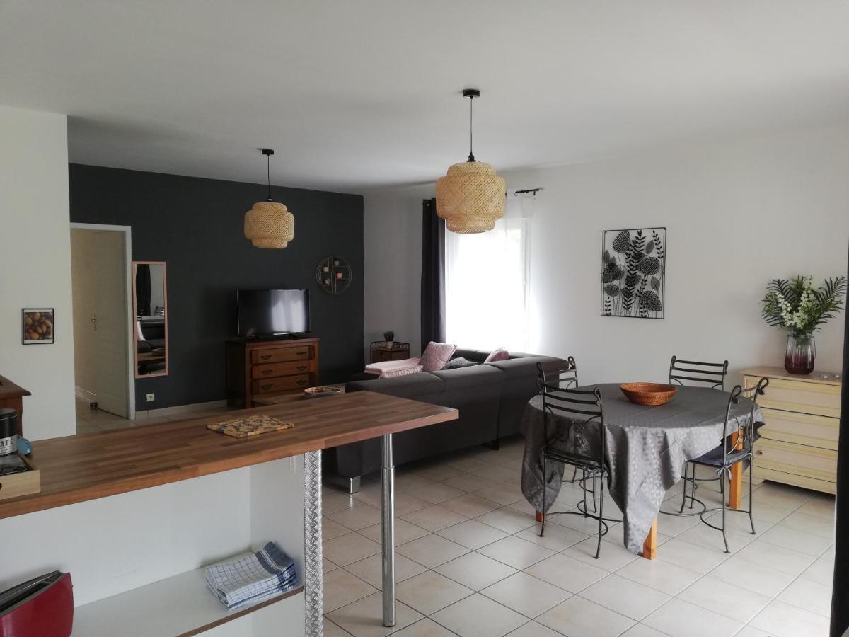 Superbe Appartement De 90M2 A Uzes Super Equipe Avec Garage Et Grand Parking Privatif المظهر الخارجي الصورة