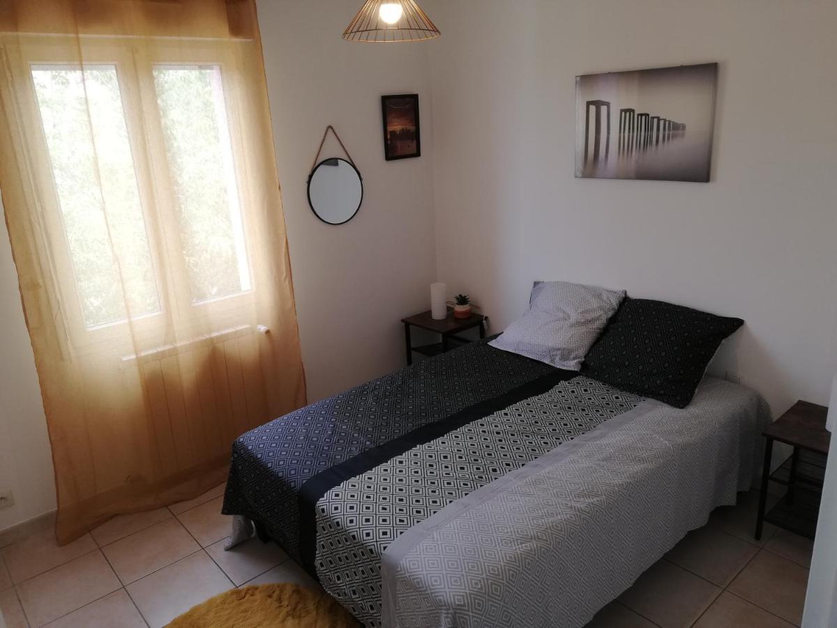 Superbe Appartement De 90M2 A Uzes Super Equipe Avec Garage Et Grand Parking Privatif المظهر الخارجي الصورة