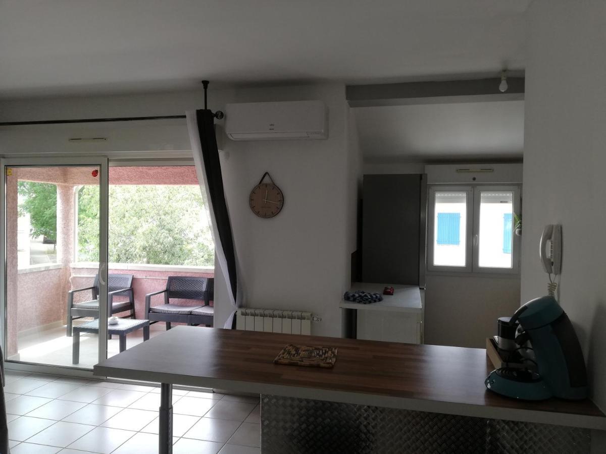 Superbe Appartement De 90M2 A Uzes Super Equipe Avec Garage Et Grand Parking Privatif المظهر الخارجي الصورة